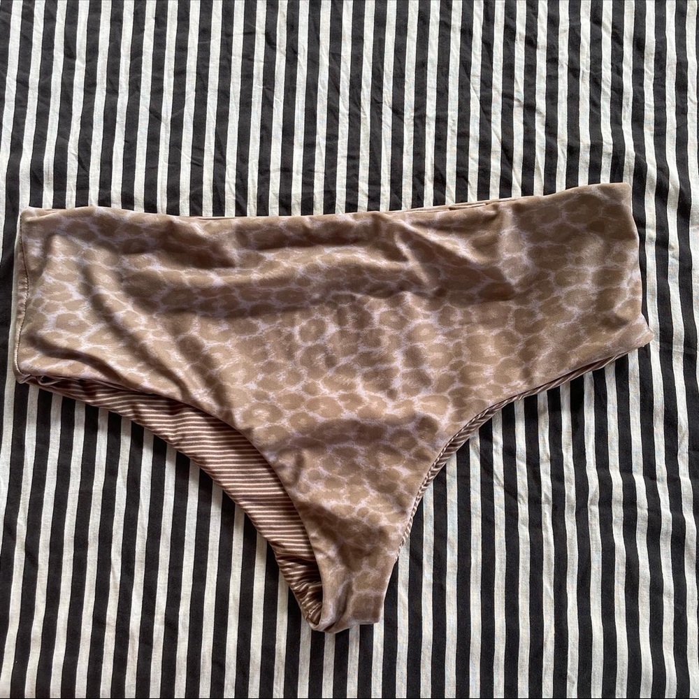 Duke bottoms in Sahara